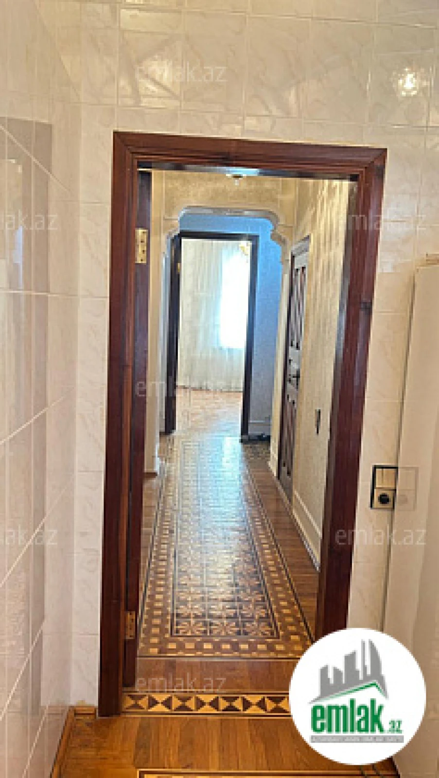 Satılır 3 otaqlı köhnə tikili 90 m²