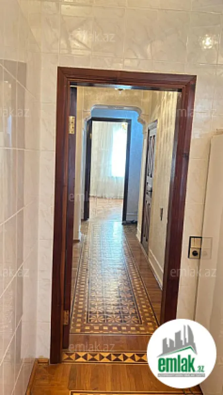 Satılır 3 otaqlı köhnə tikili 90 m²