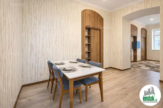 Satılır 2 otaqlı köhnə tikili 45 m²
