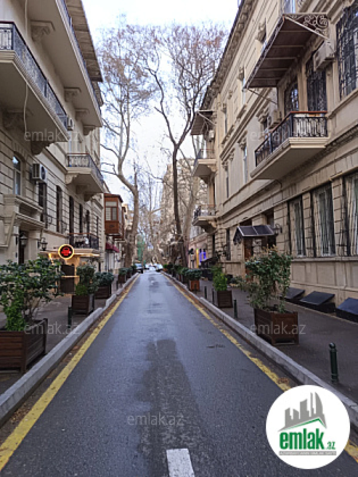 Satılır 2 otaqlı köhnə tikili 45 m²