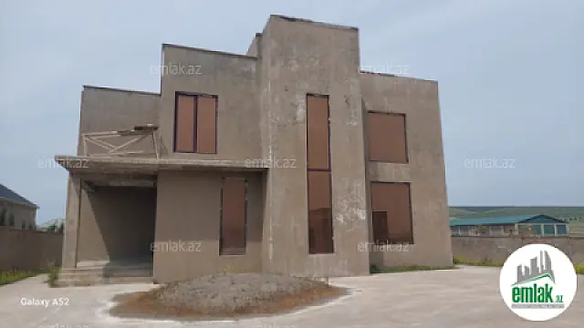 Satılır 8 otaqlı mənzil 300 m² — Bakı 8 otaq 300.00 m²