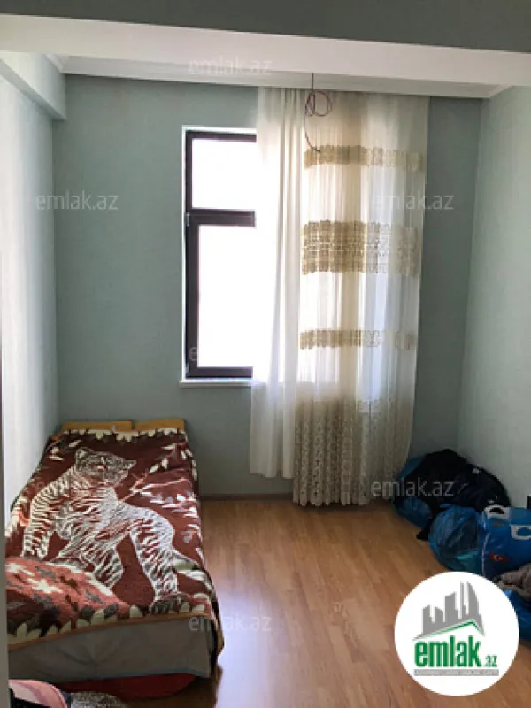 Satılır 3 otaqlı yeni tikili 85 m²