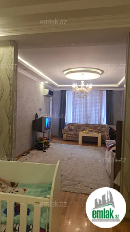 Satılır 3 otaqlı yeni tikili 105 m²