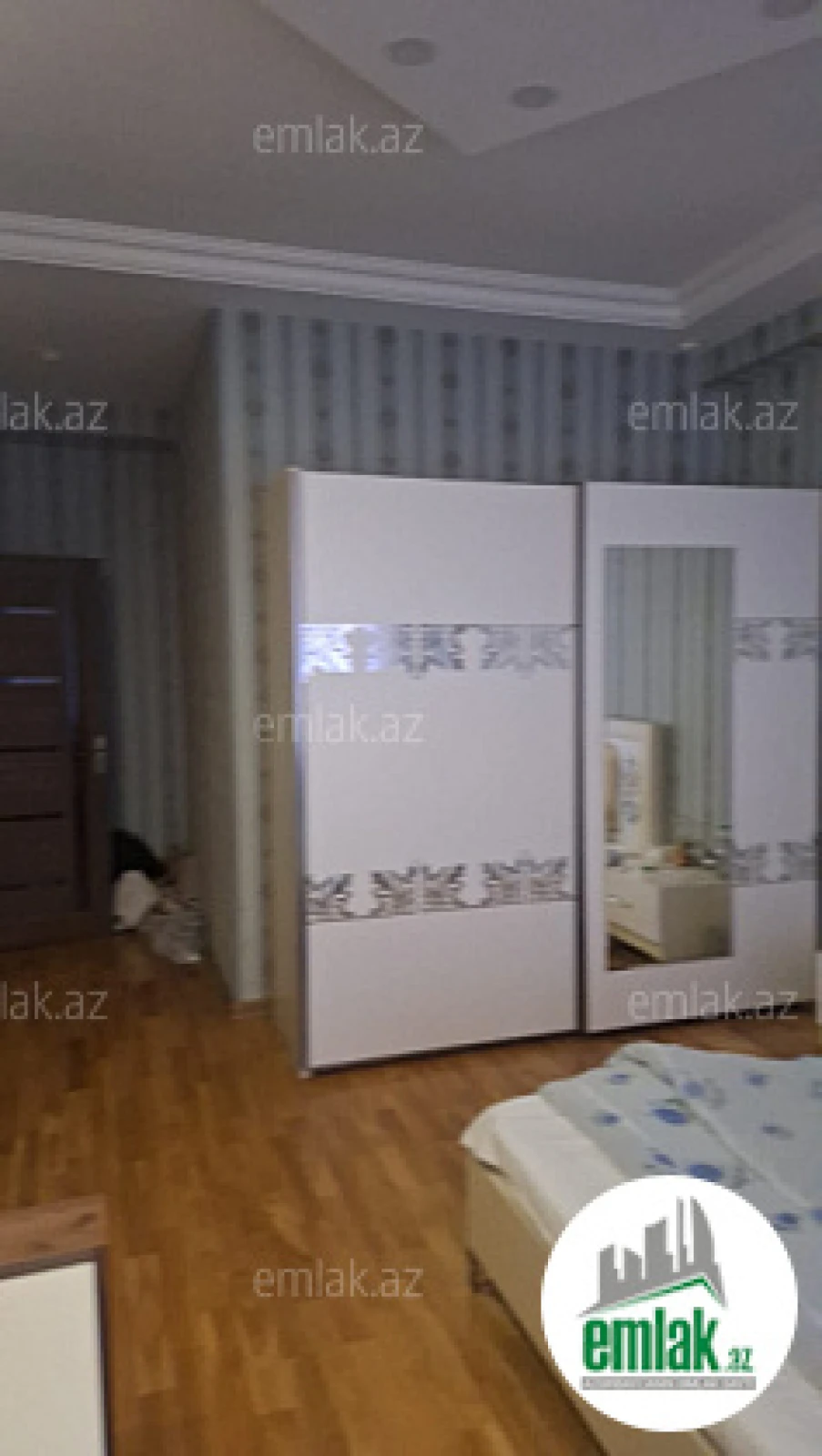 Satılır 3 otaqlı yeni tikili 105 m²