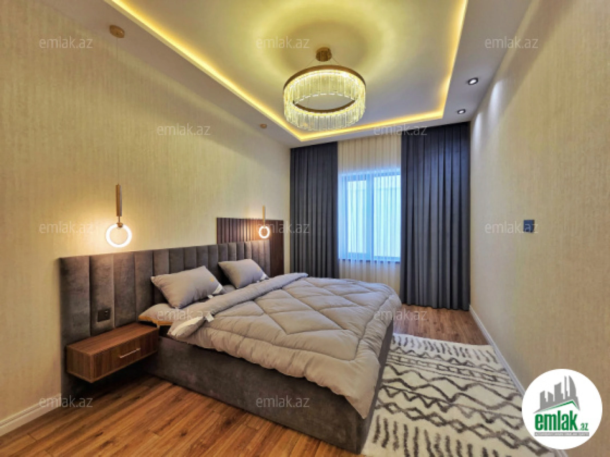 Satılır 4 otaqlı mənzil 120 m²