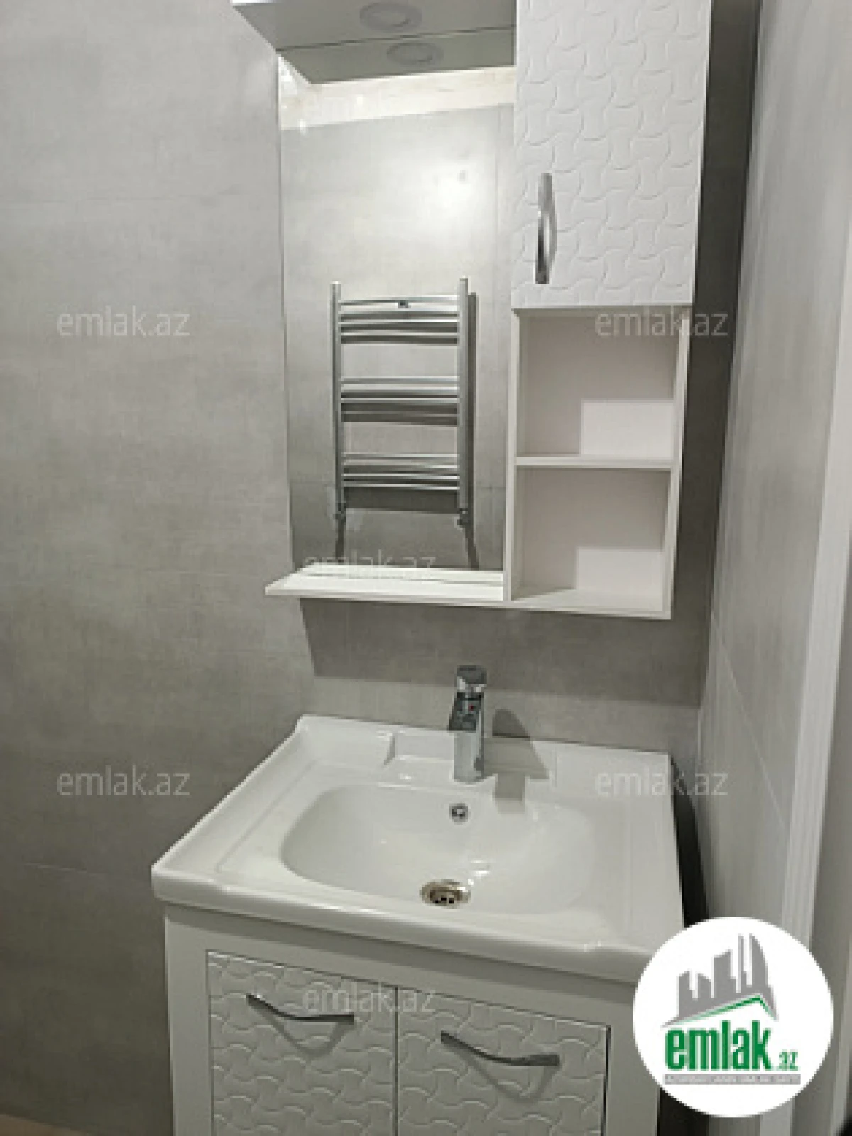 Satılır 2 otaqlı köhnə tikili 33 m²