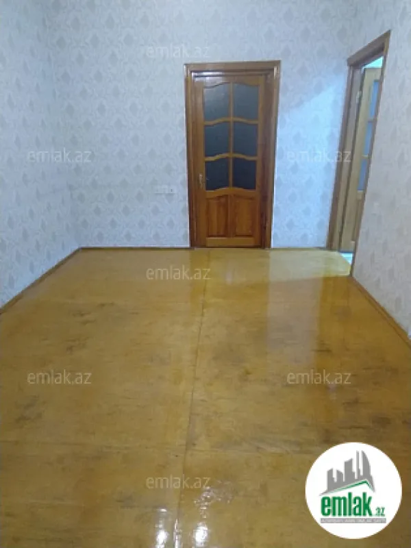 Satılır 3 otaqlı köhnə tikili 50 m²