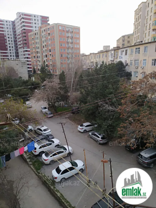 Satılır 3 otaqlı köhnə tikili 50 m²