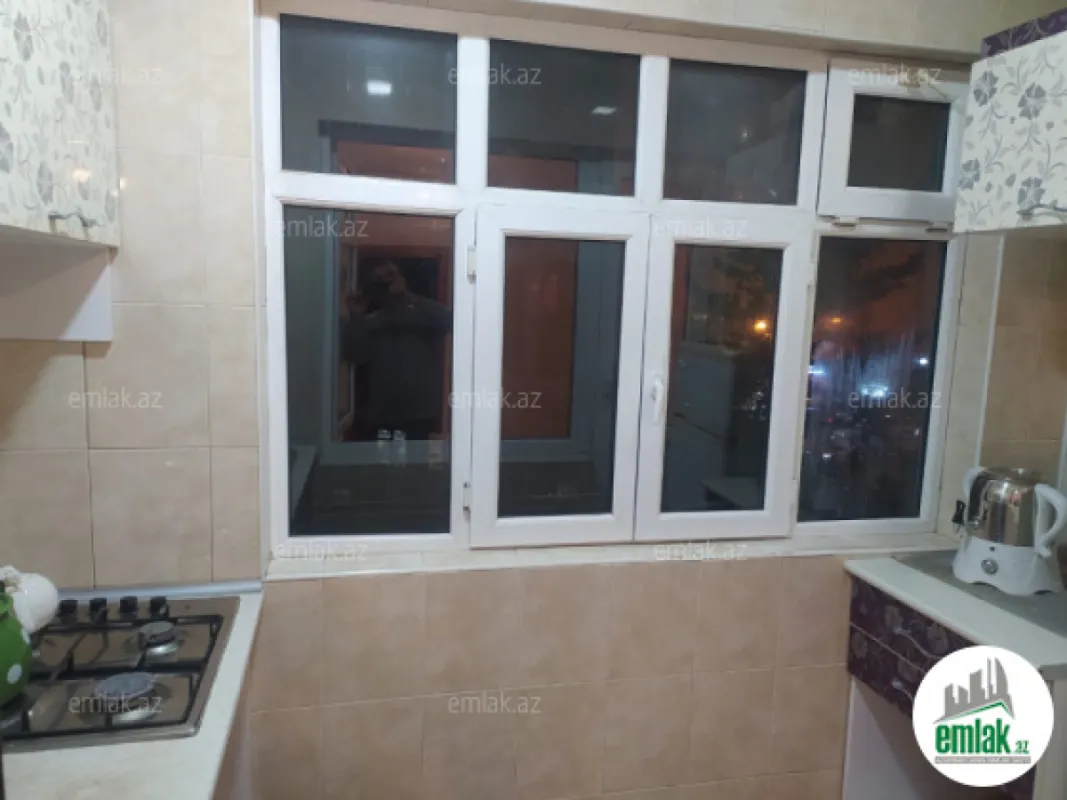 Satılır 3 otaqlı köhnə tikili 50 m²