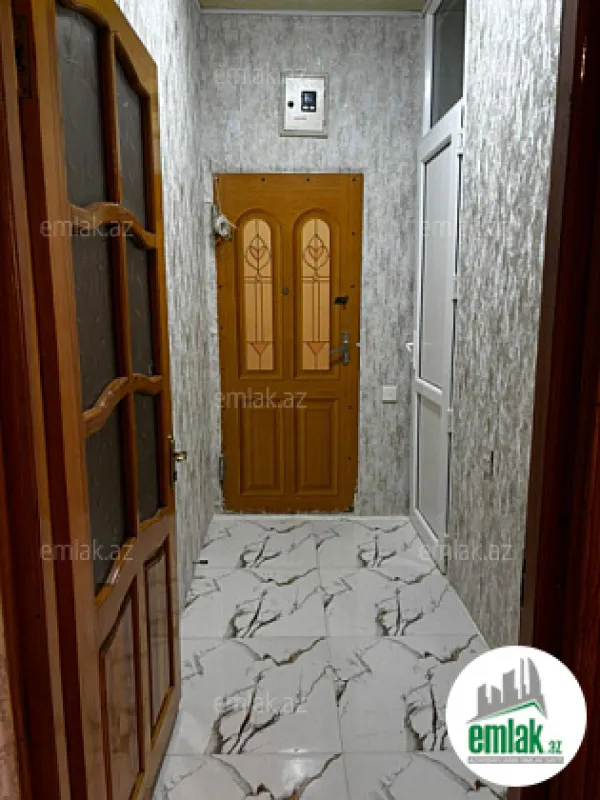 Satılır 3 otaqlı köhnə tikili 50 m²