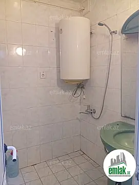 Satılır 2 otaqlı köhnə tikili 51 m²