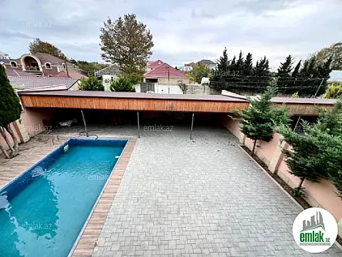 Satılır 5 otaqlı mənzil 220 m²