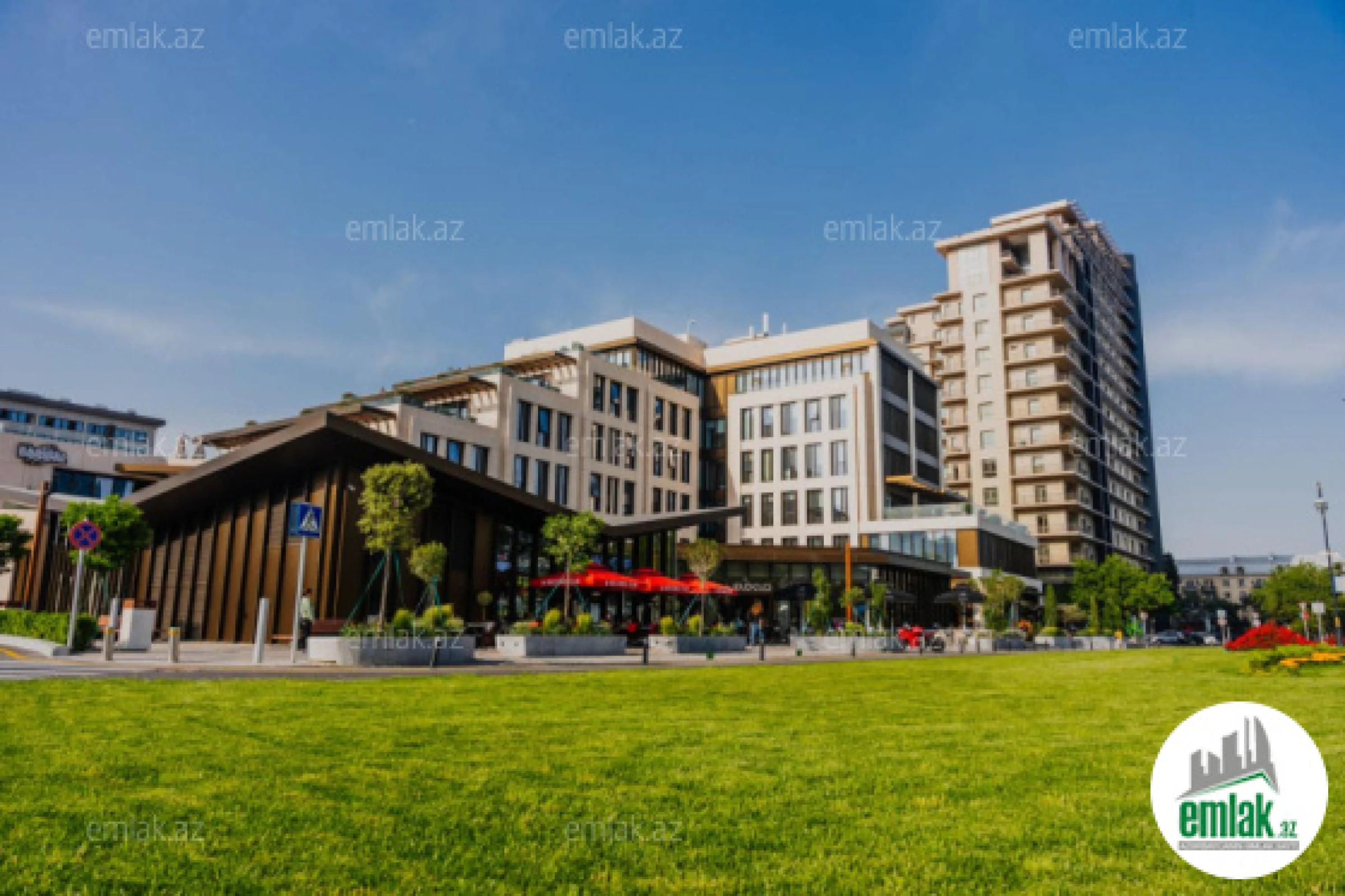 Satılır 2 otaqlı köhnə tikili 76 m²