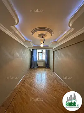Satılır 2 otaqlı köhnə tikili 76 m²