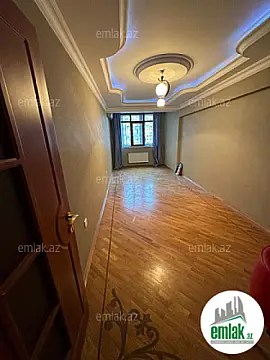 Satılır 2 otaqlı köhnə tikili 76 m²