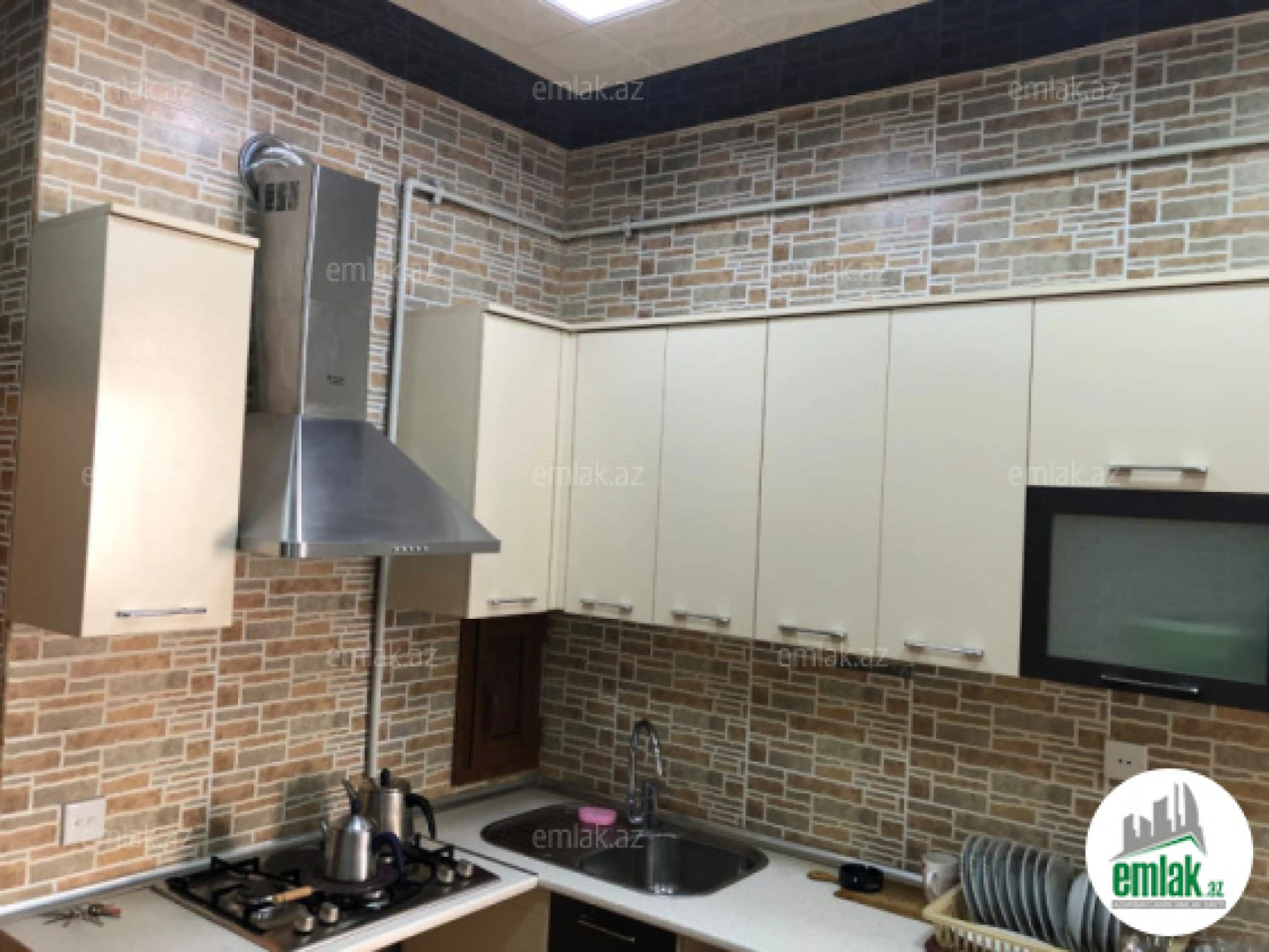 Satılır 2 otaqlı yeni tikili 86 m²