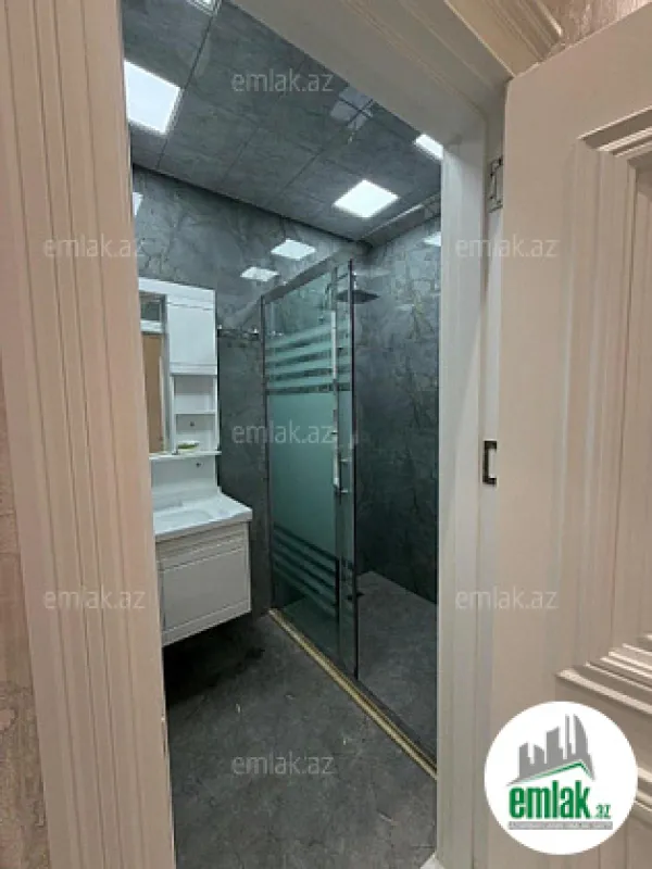 Satılır 2 otaqlı yeni tikili 95 m²