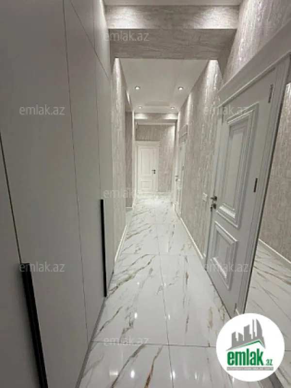 Satılır 2 otaqlı yeni tikili 95 m²