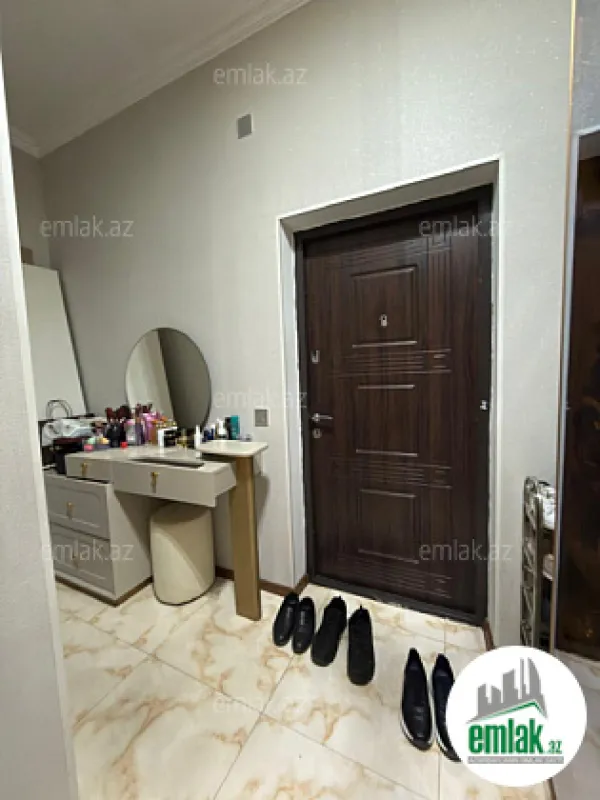 Satılır 2 otaqlı yeni tikili 60 m²