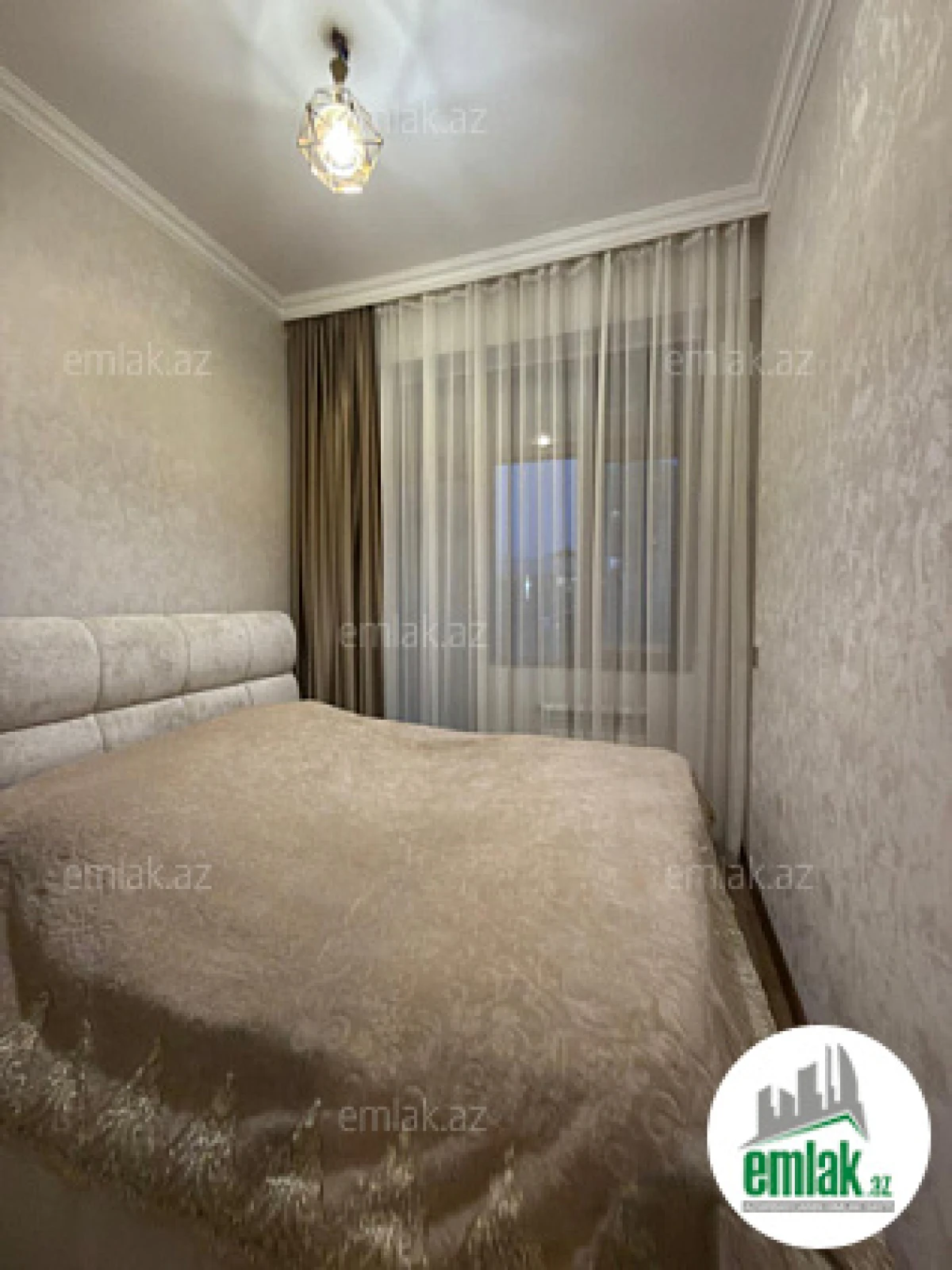 Satılır 2 otaqlı yeni tikili 60 m²