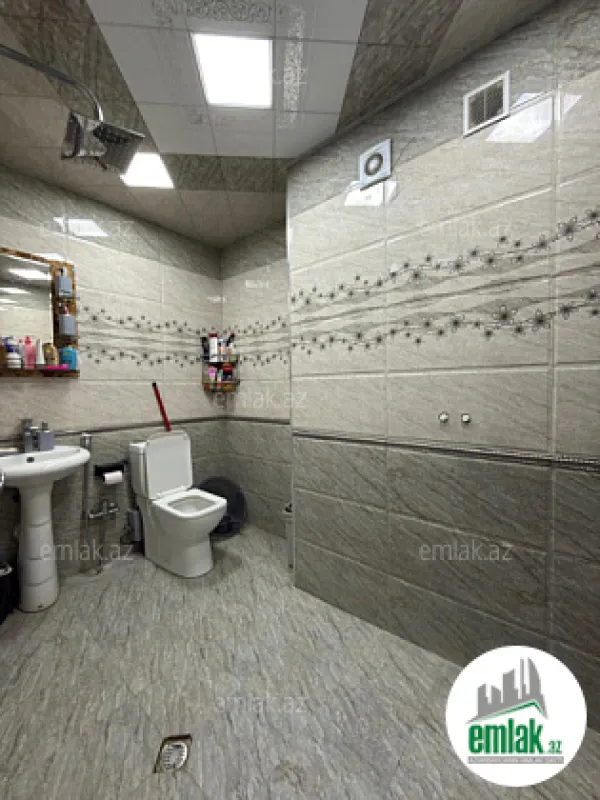 Satılır 2 otaqlı yeni tikili 60 m²