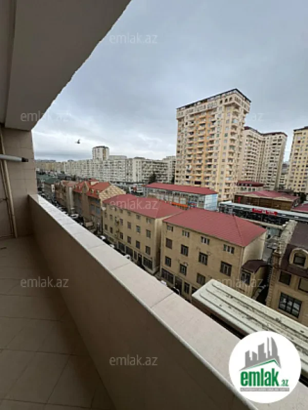 Satılır 3 otaqlı yeni tikili 130 m²