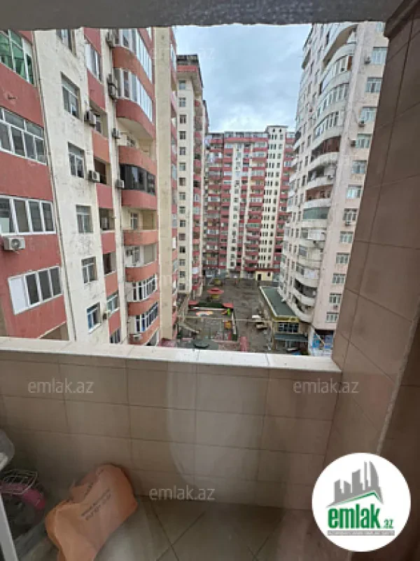 Satılır 3 otaqlı yeni tikili 130 m²