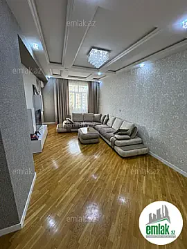 Satılır 3 otaqlı yeni tikili 130 m²