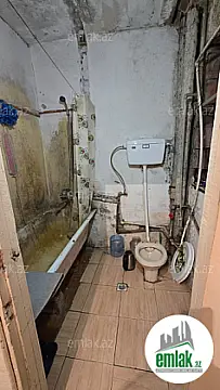 Satılır 2 otaqlı köhnə tikili 50 m²