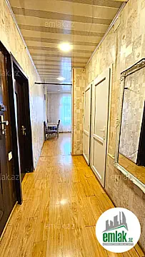 Satılır 2 otaqlı köhnə tikili 70 m²