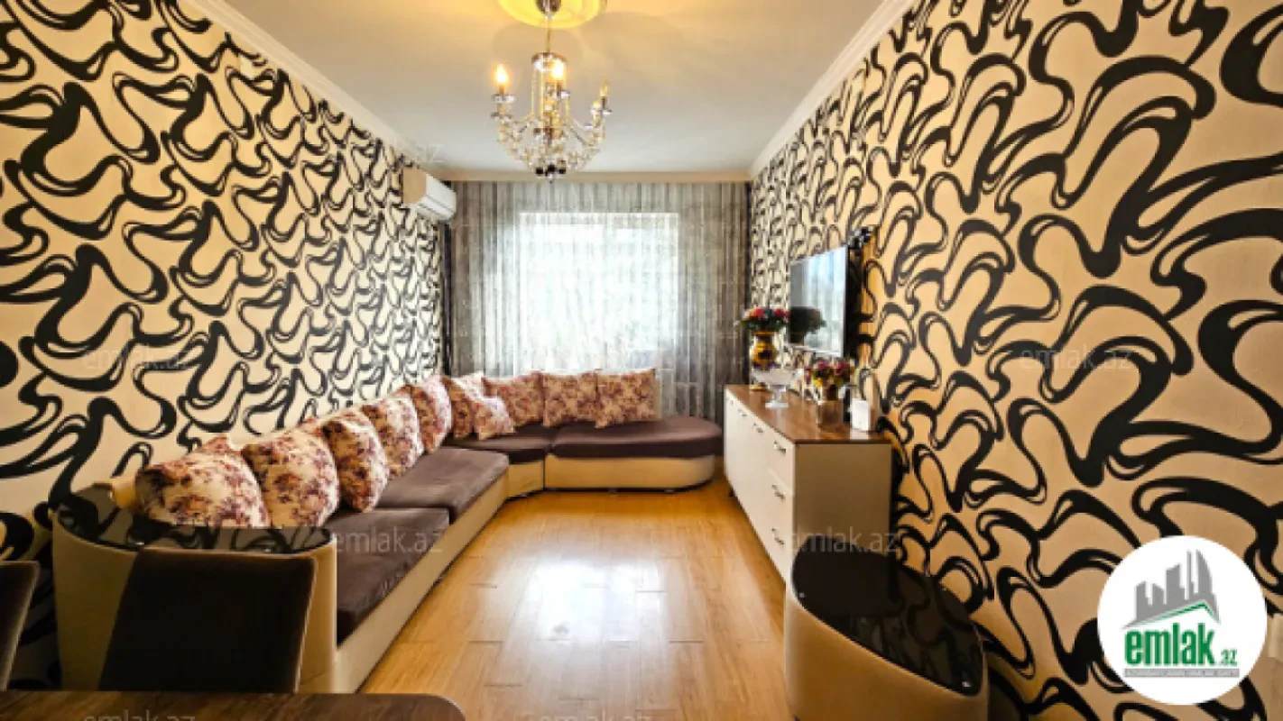 Satılır 2 otaqlı köhnə tikili 70 m²