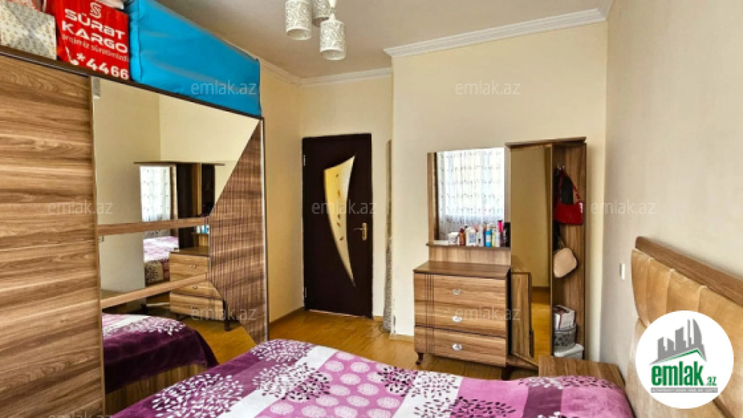 Satılır 2 otaqlı köhnə tikili 70 m²