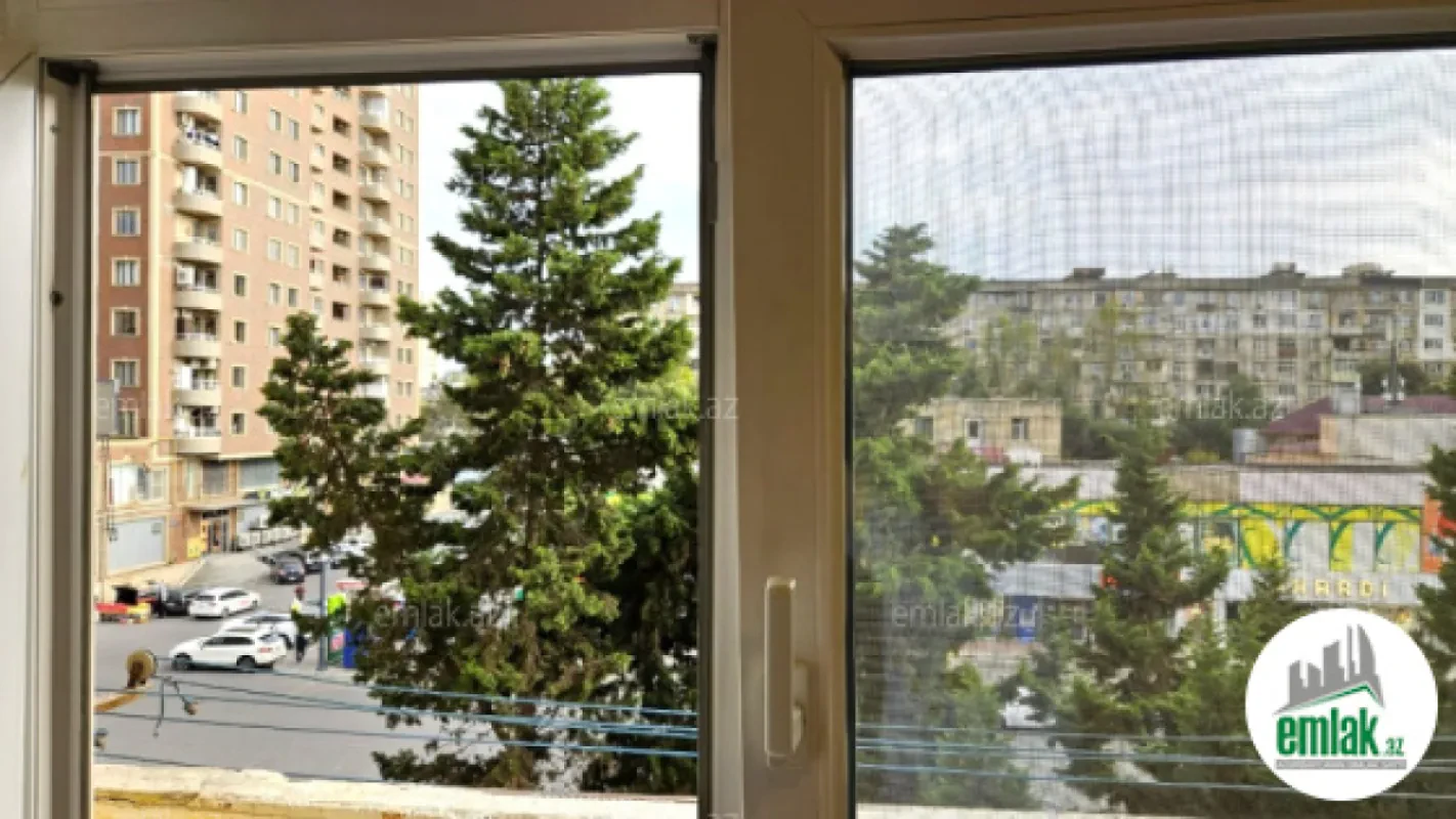 Satılır 2 otaqlı köhnə tikili 70 m²