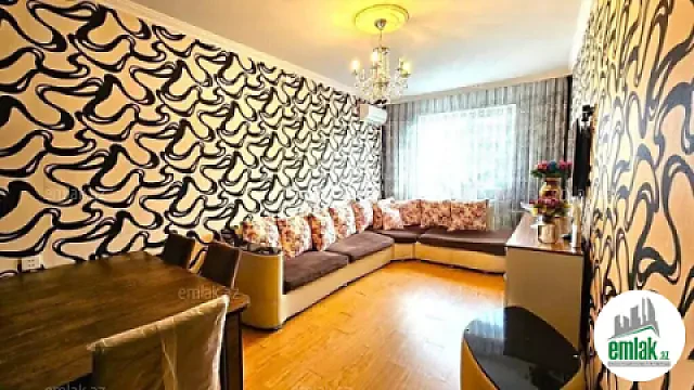 Satılır 2 otaqlı köhnə tikili 70 m²