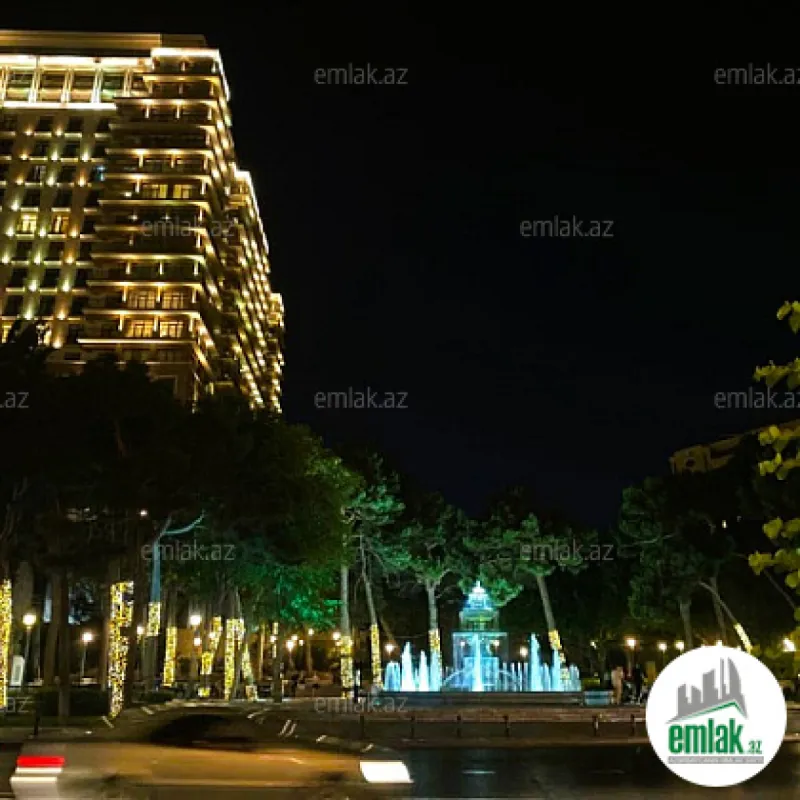 Satılır 4 otaqlı yeni tikili 180 m²