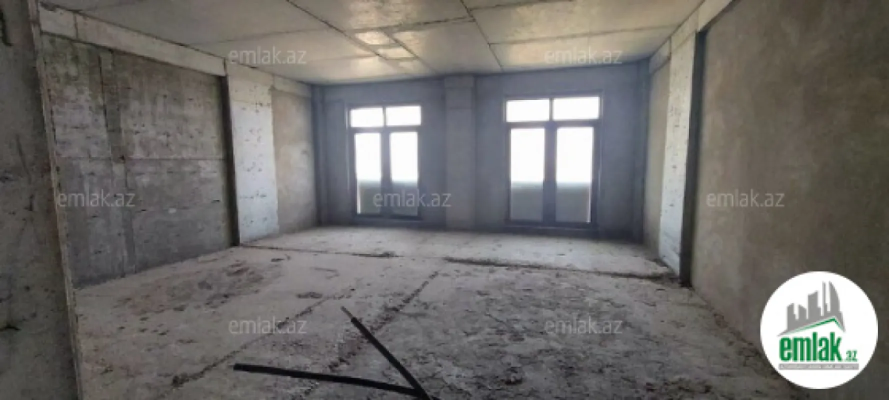 Satılır 4 otaqlı yeni tikili 180 m²