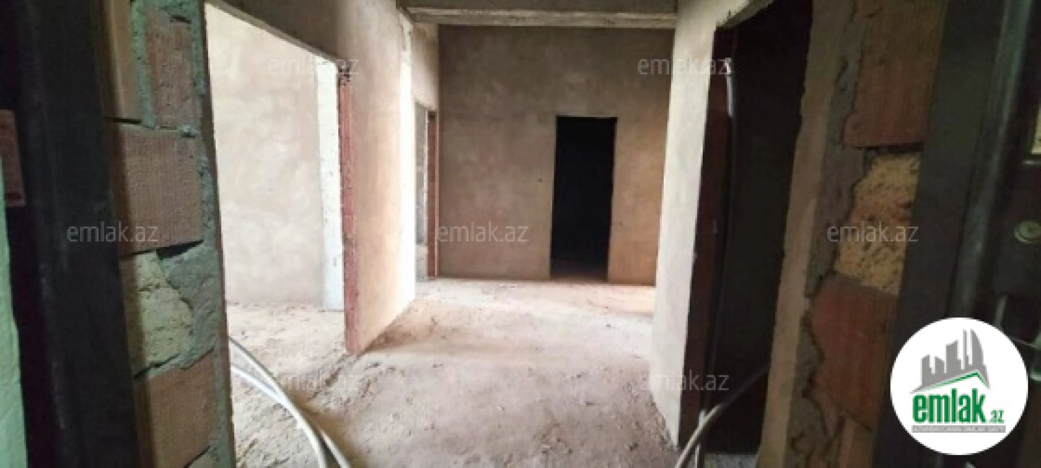 Satılır 4 otaqlı yeni tikili 180 m²