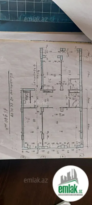 Satılır 4 otaqlı yeni tikili 180 m²