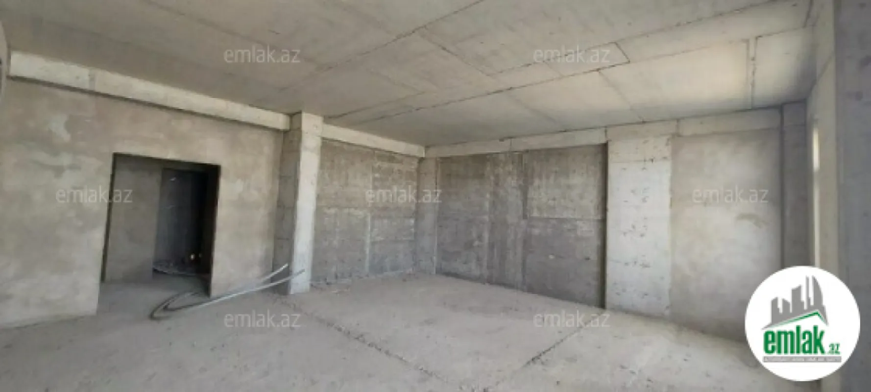 Satılır 4 otaqlı yeni tikili 180 m²