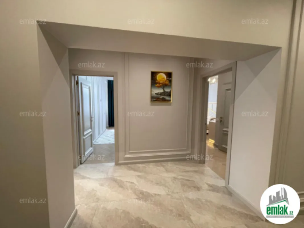 Satılır 3 otaqlı yeni tikili 118 m²