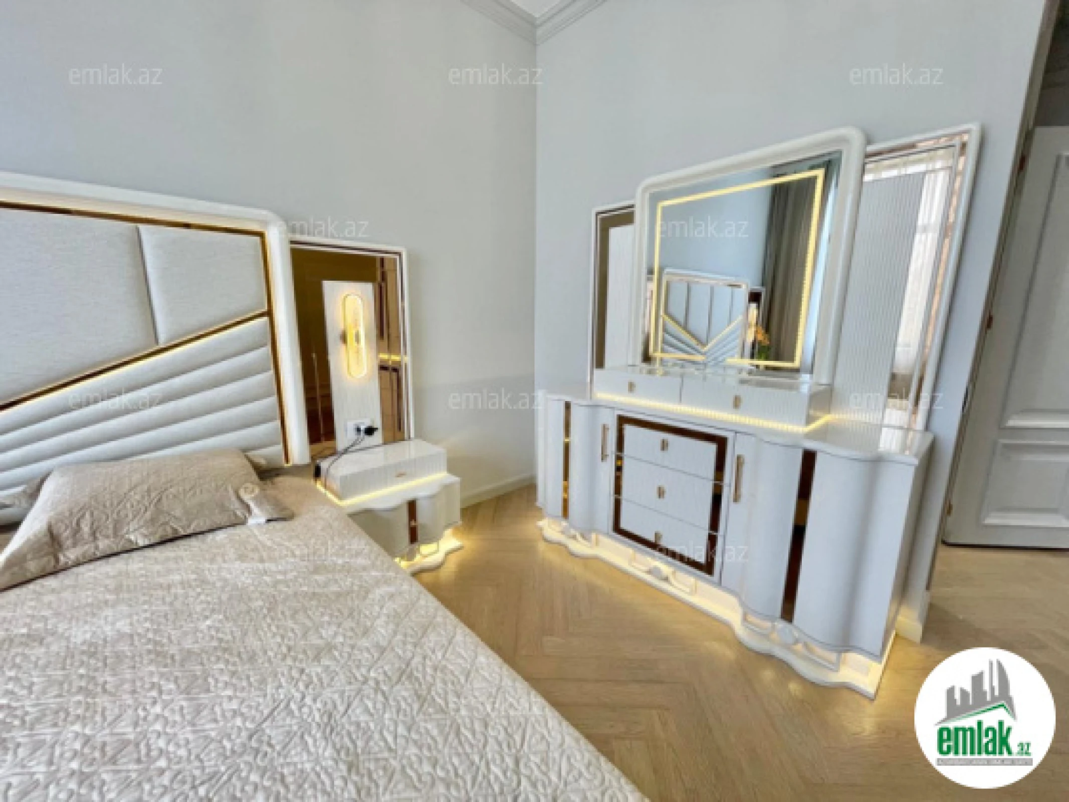 Satılır 3 otaqlı yeni tikili 118 m²