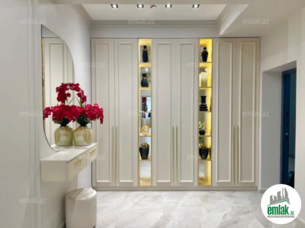 Satılır 3 otaqlı yeni tikili 118 m²