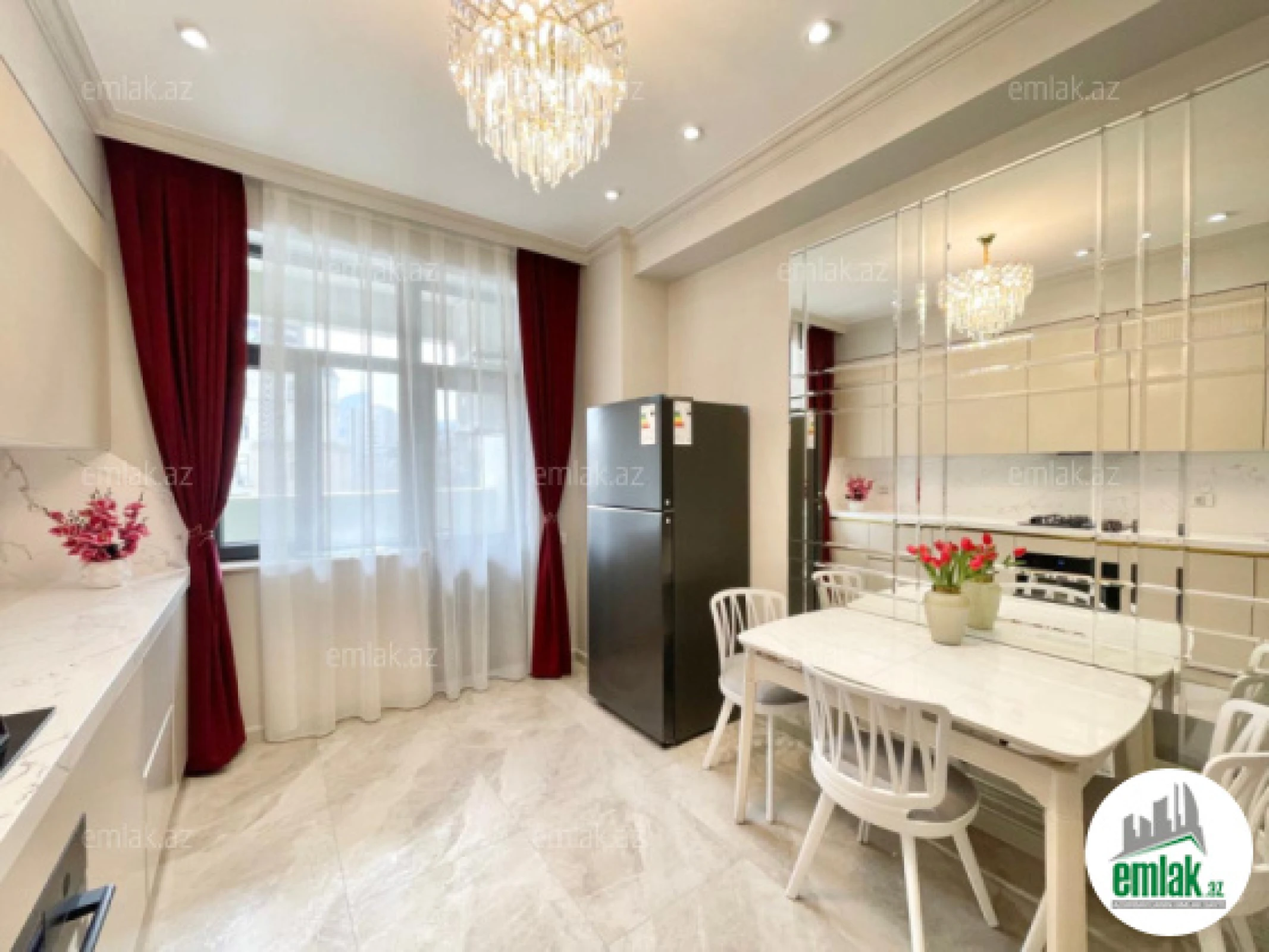 Satılır 3 otaqlı yeni tikili 118 m²