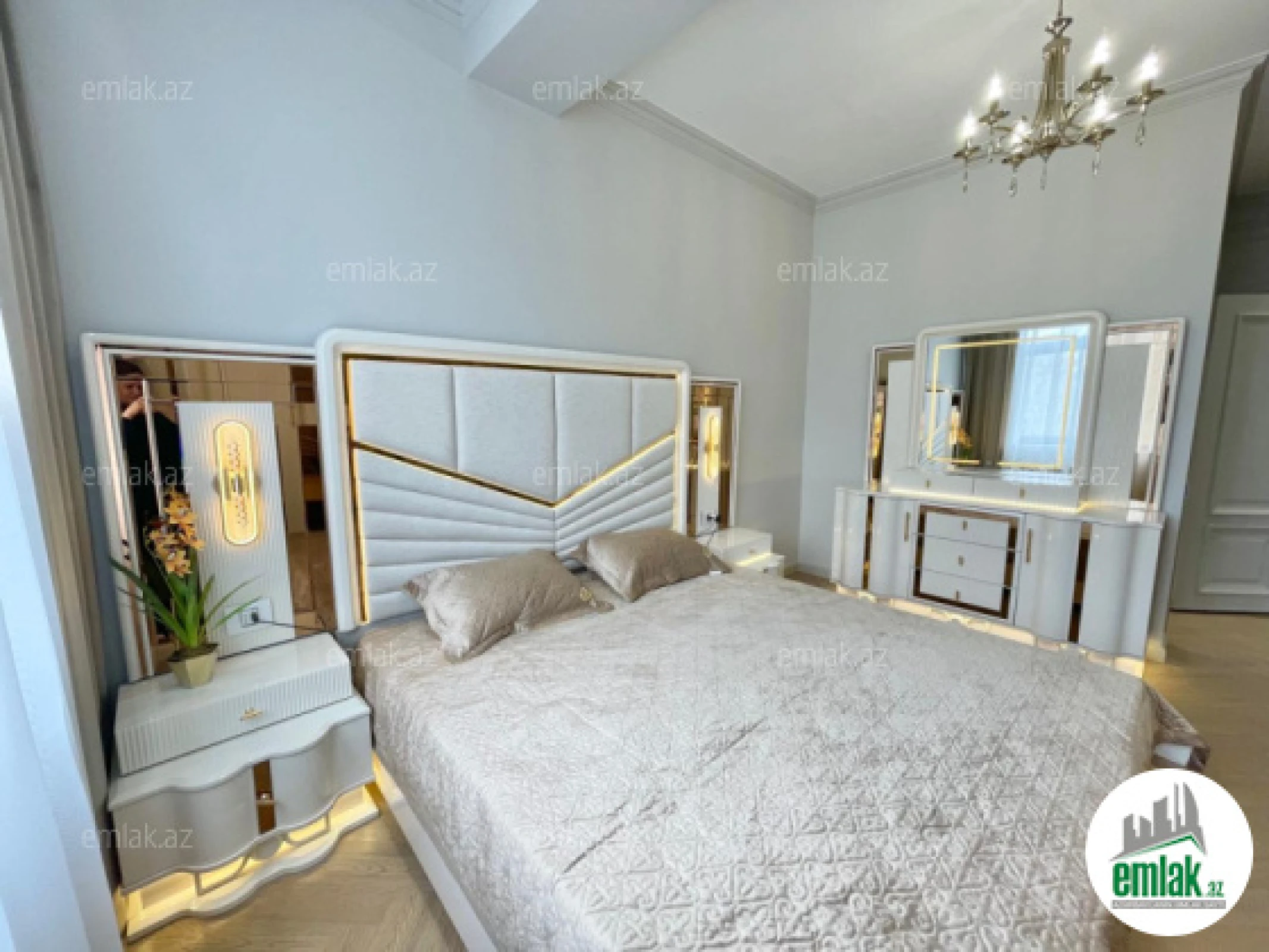 Satılır 3 otaqlı yeni tikili 118 m²