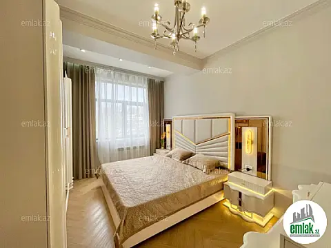 Satılır 3 otaqlı yeni tikili 118 m²