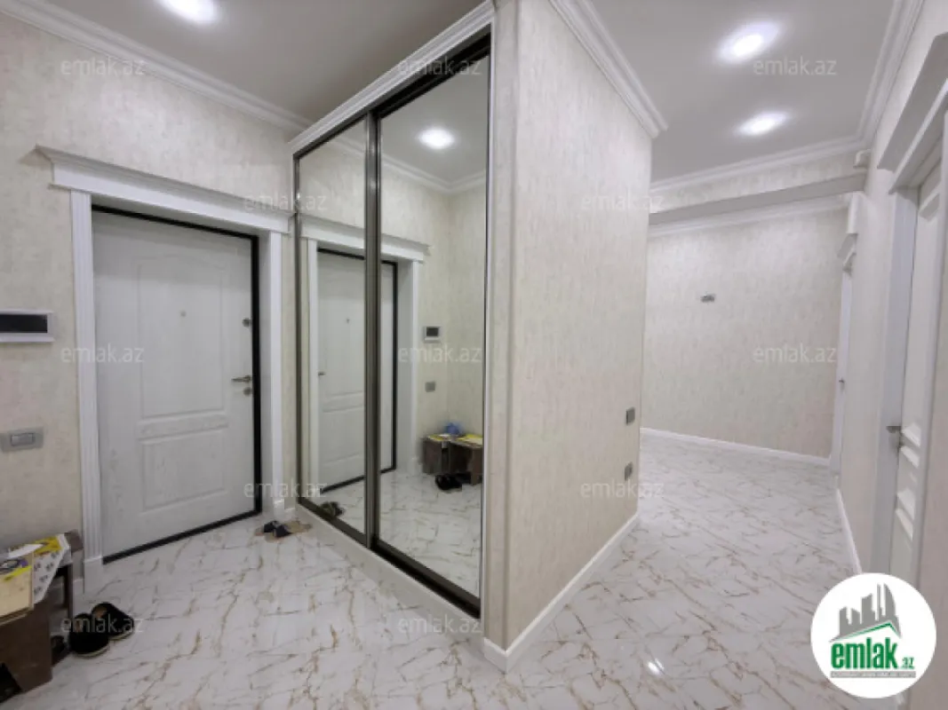 Satılır 3 otaqlı yeni tikili 94 m²