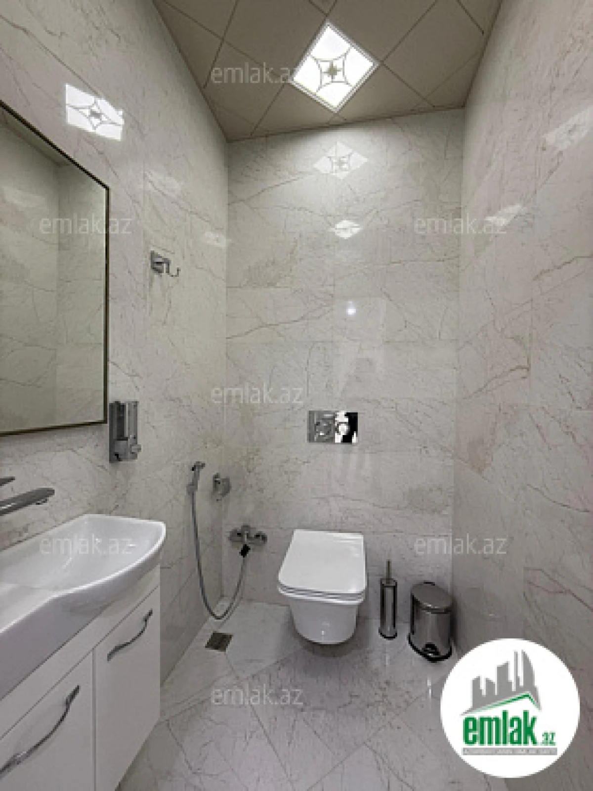 Satılır 3 otaqlı yeni tikili 94 m²