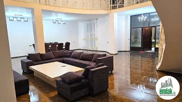 Satılır 6 otaqlı mənzil 360 m²