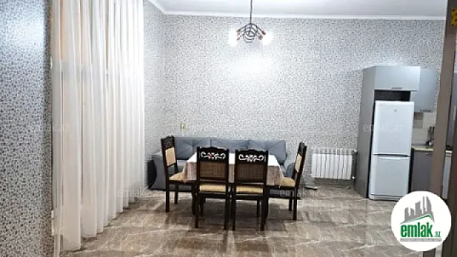 Satılır 6 otaqlı mənzil 360 m²