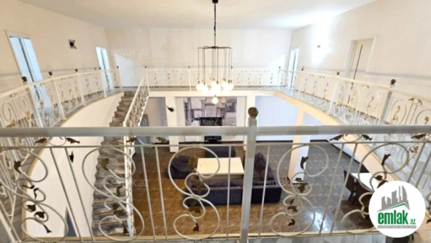 Satılır 6 otaqlı mənzil 360 m²